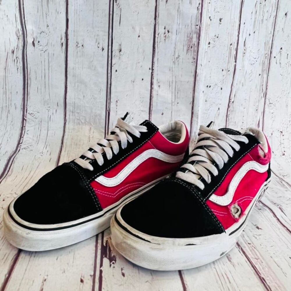 Vans Old Skool Lace Up Sneakers Size 8 1/2 Men / 10 Women Distressed
